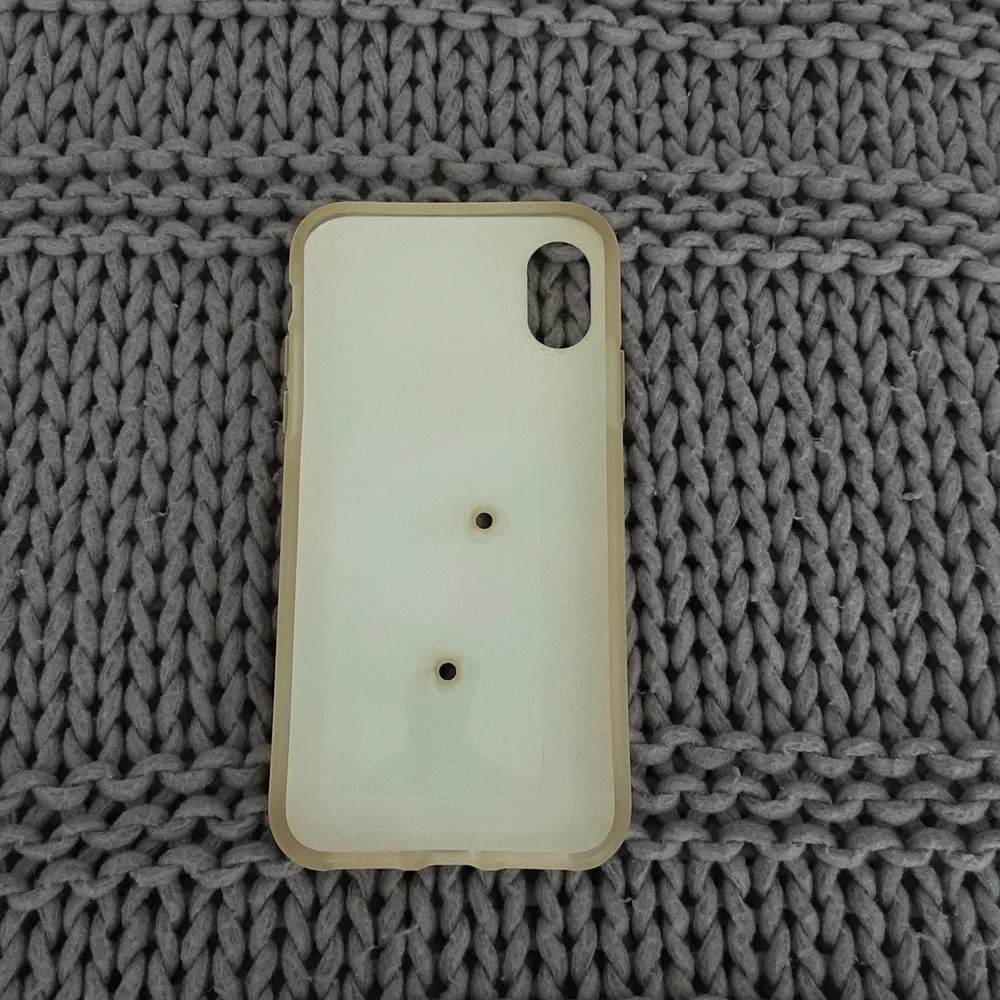 Loopy Case - Picture 2 of 2